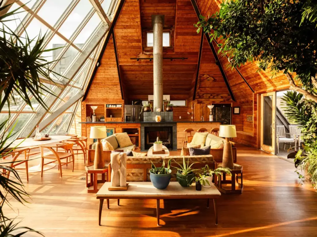 Architectural Icons and Celebrity Estates: A Global Real Estate Roundup