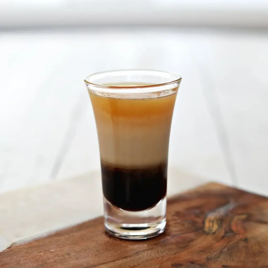The Art, History, and Science of the Legendary B-52 Shot: A Deep Dive into Modern Mixology
